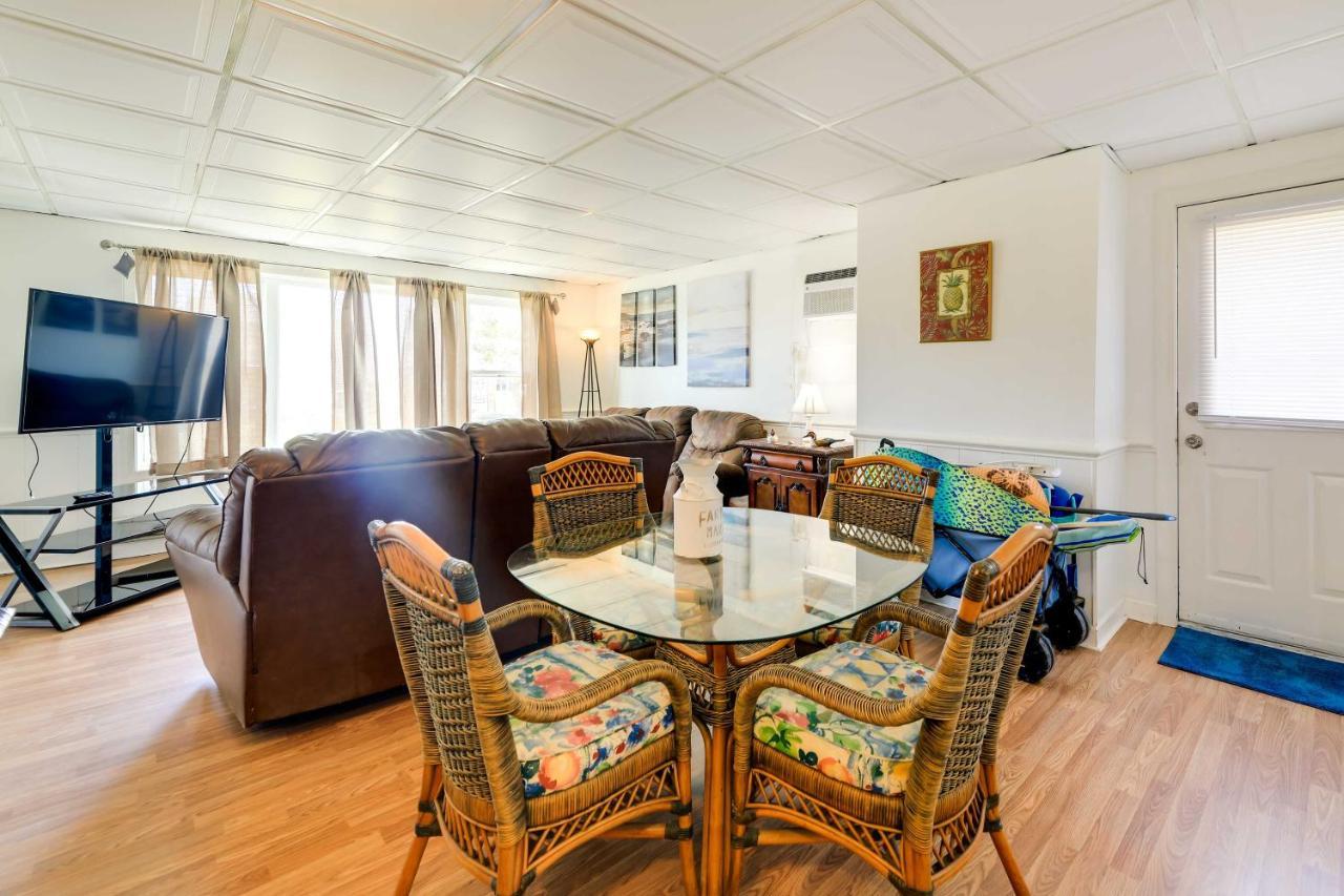 1 Ocean Fun Emerald Isle Apt, Steps To Beaches! Luaran gambar