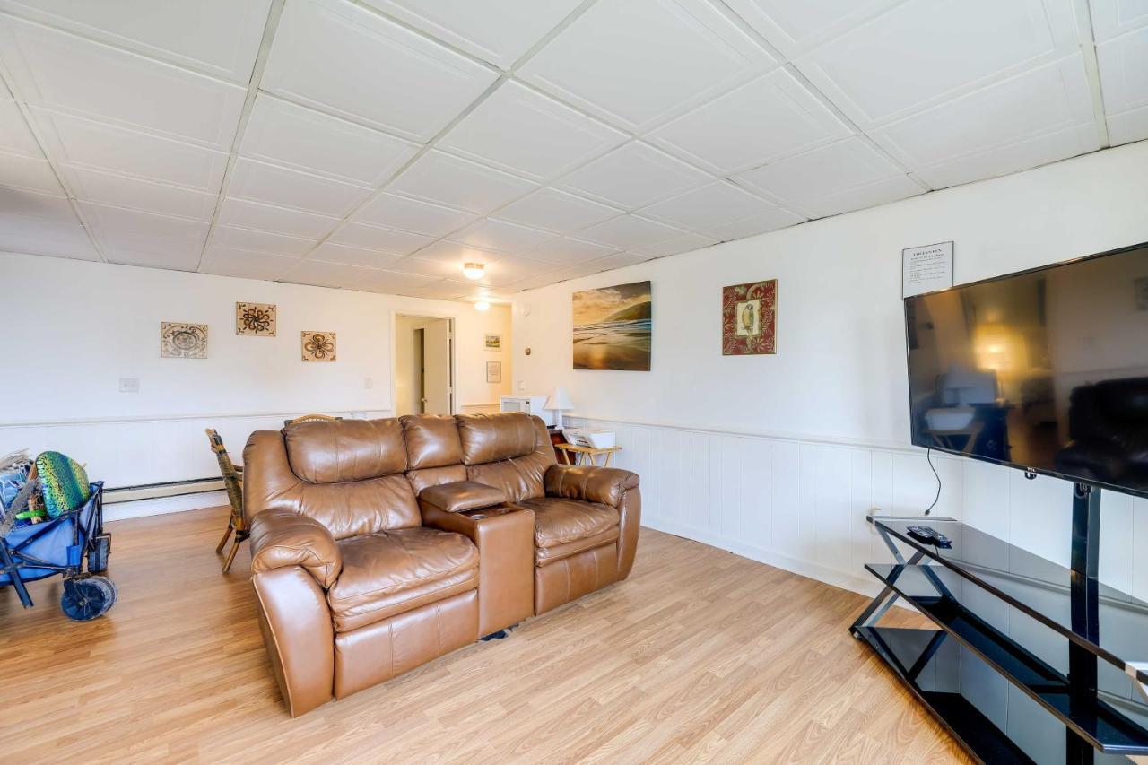 1 Ocean Fun Emerald Isle Apt, Steps To Beaches! Luaran gambar